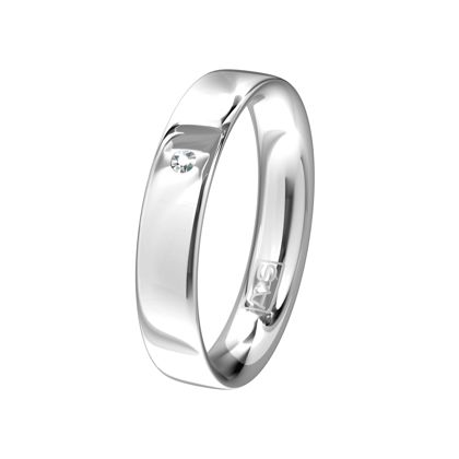 Deze ring is heel chique vormgegeven. De briljant maakt deze ring tot een echte eyecatcher waarmee je gezien mag worden!